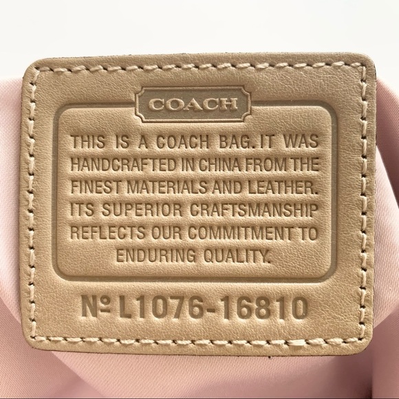 🌸Coach🌸 Leather Bag With Crocodile Accents Zip - Picture 7 of 10